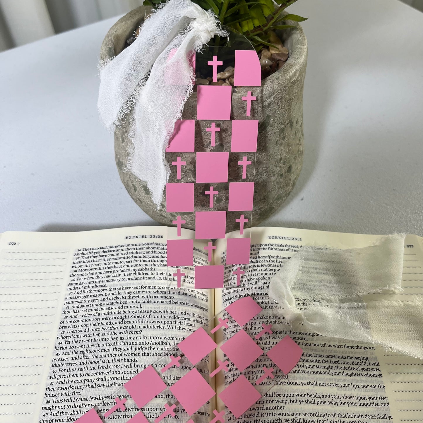 Pink Checkered Cross Acrylic Bookmarks