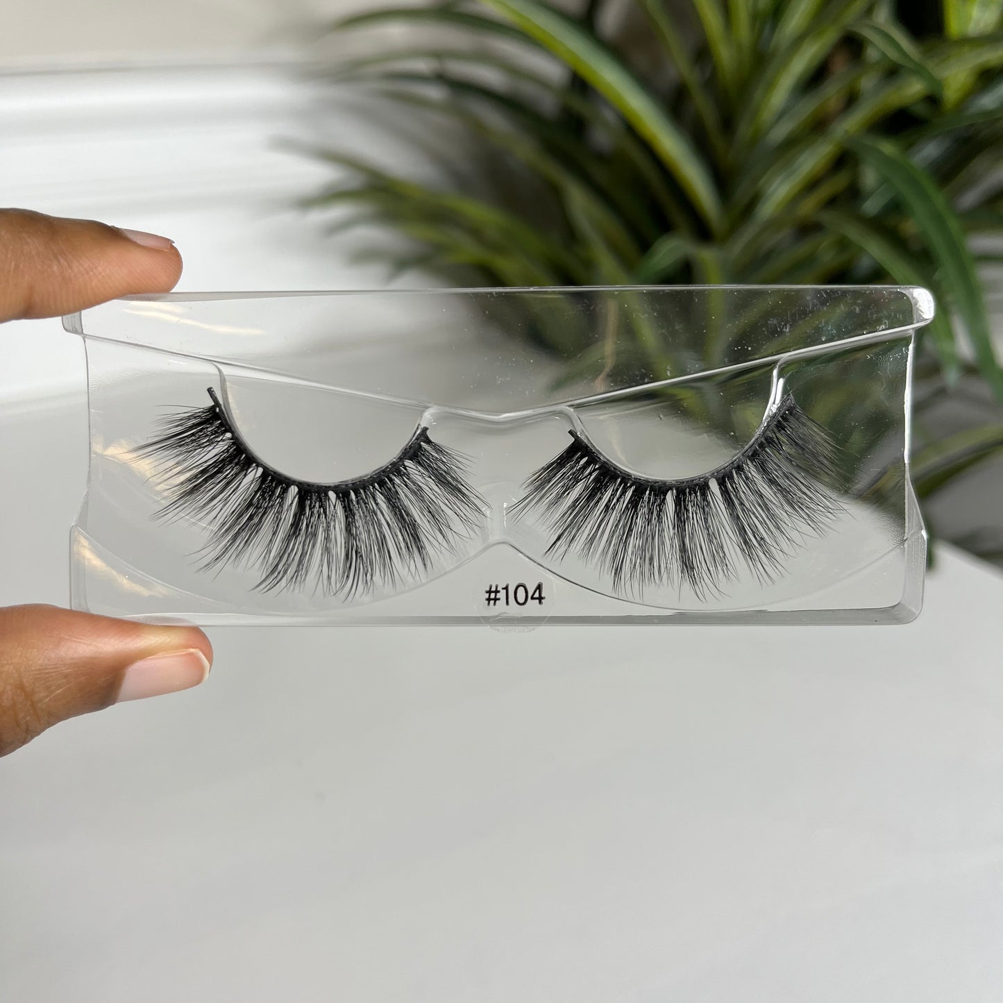 Faux Mink Lashes “Valentina 104”