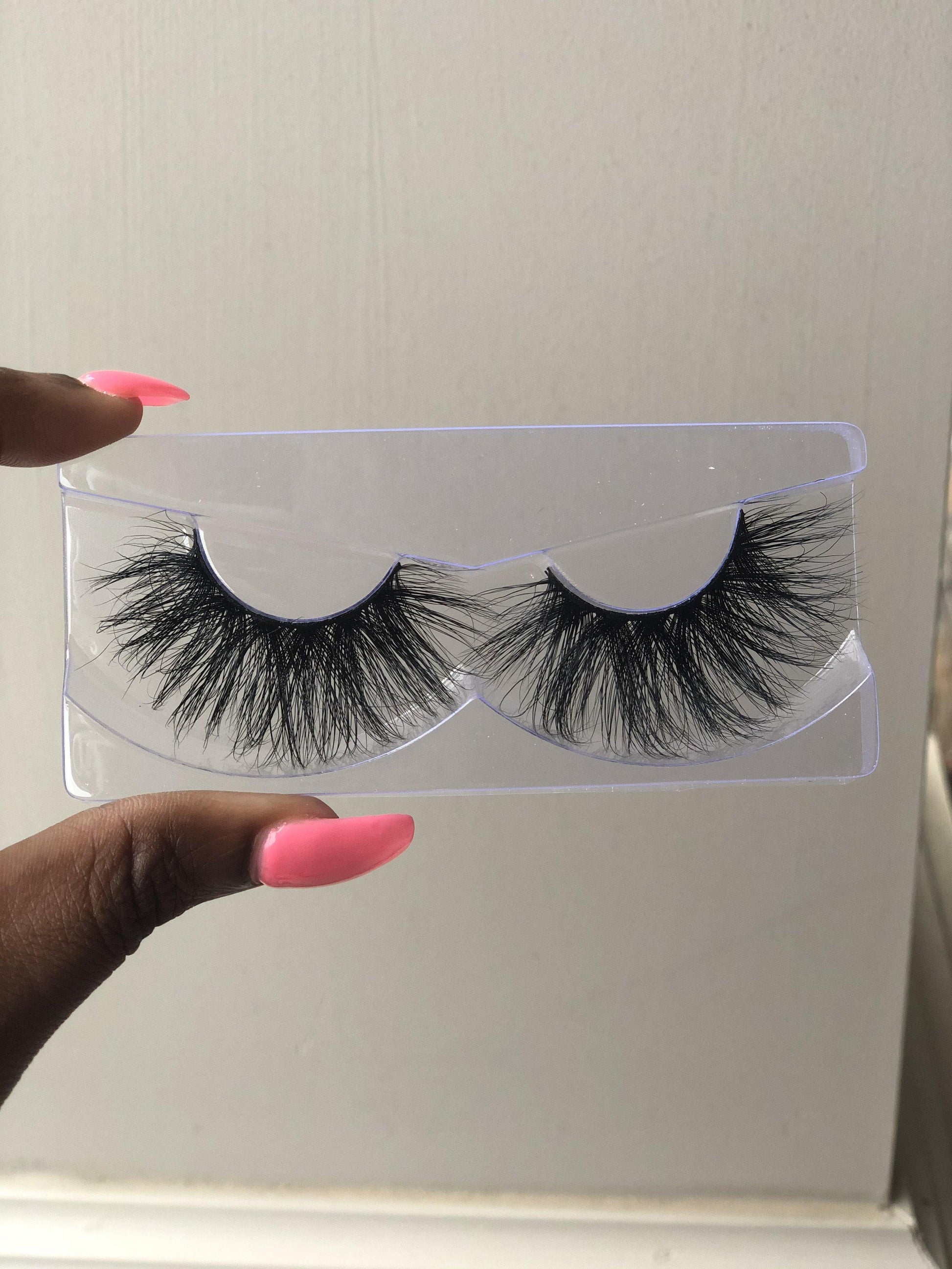 “Nadia” 3D Mink Lashes - Intuitive Lashes and Accessories LLC